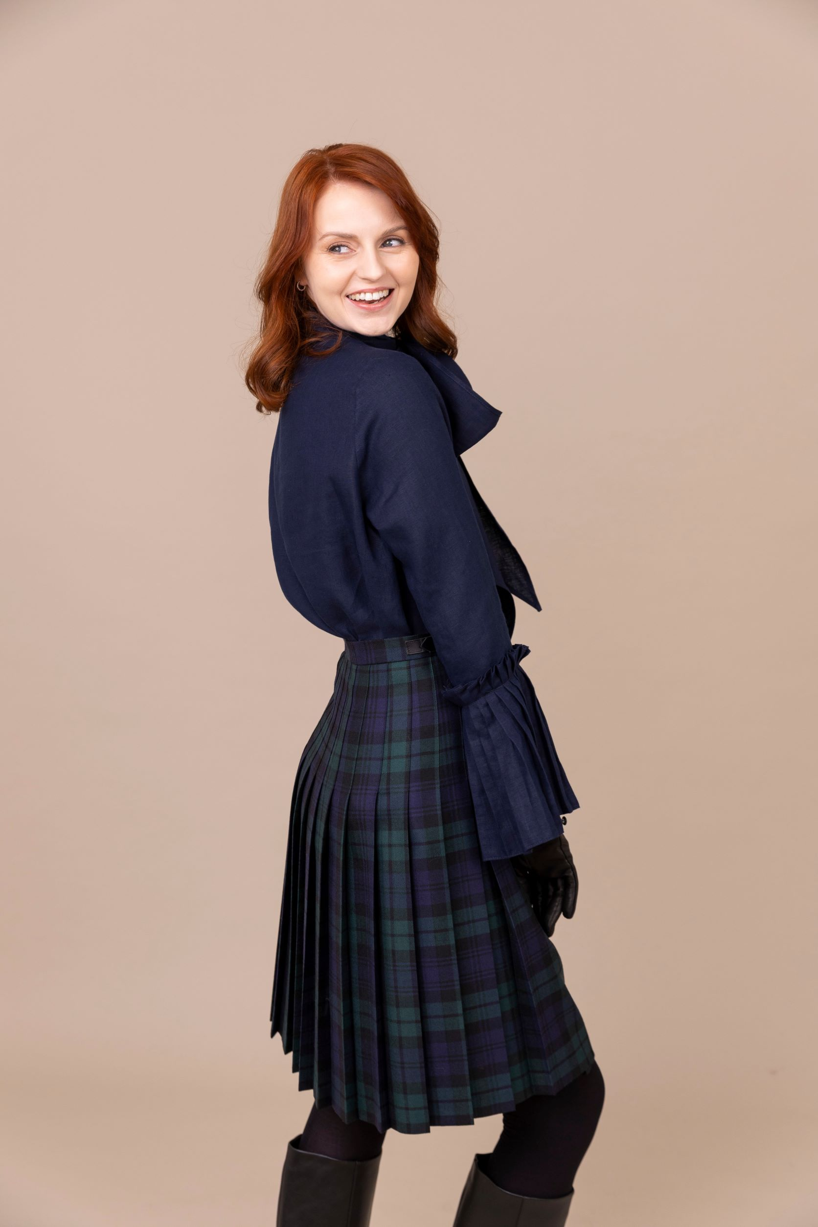 Women’s Long Kilts Skirt | Ladies Kilt for Sale – O'Neil of Dublin