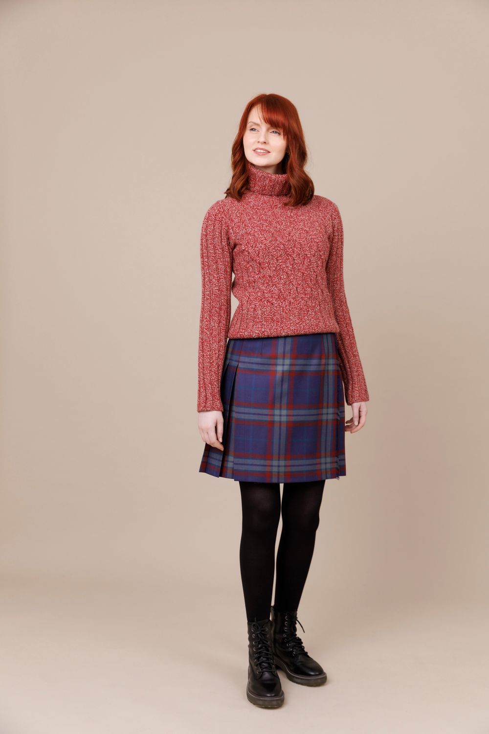 Claragh Loop 100% Worsted Wool Short Kilt